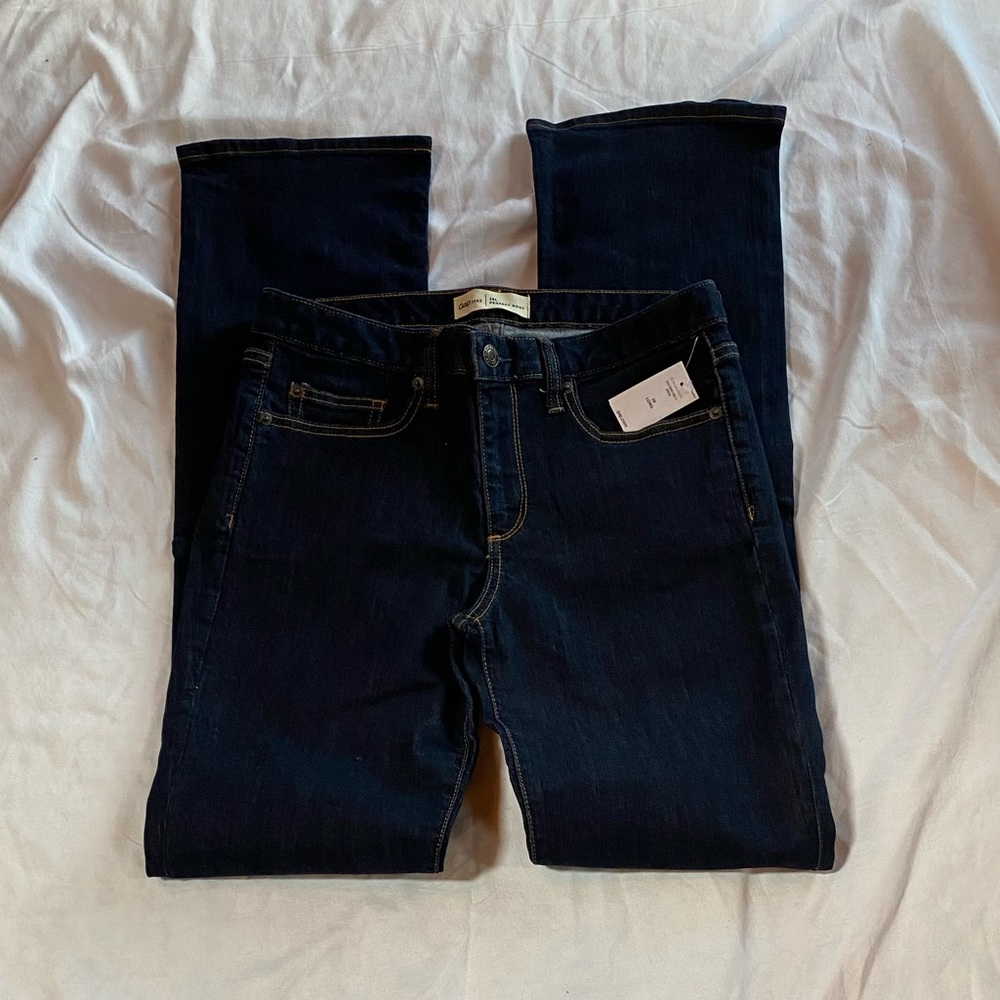 NWT Gap 1969 Perfect Boot Jeans Size 28L